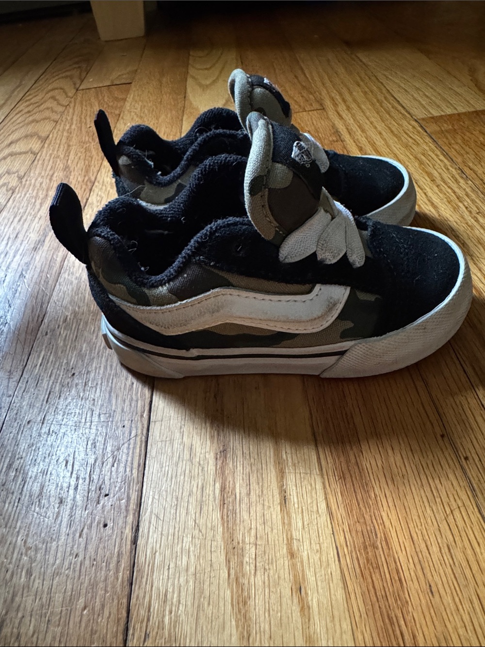 Toddler vans camo size 5